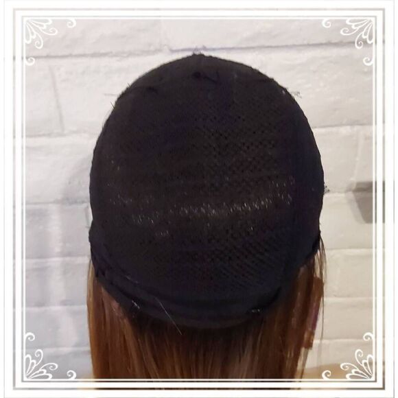 NWT~Beautiful Caramelesque " Fall From Grace" 26" Human Hair Blend Wig - Picture 6 of 8